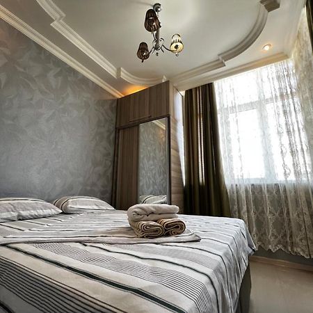 Nukri'S Apartment Batumi Ngoại thất bức ảnh