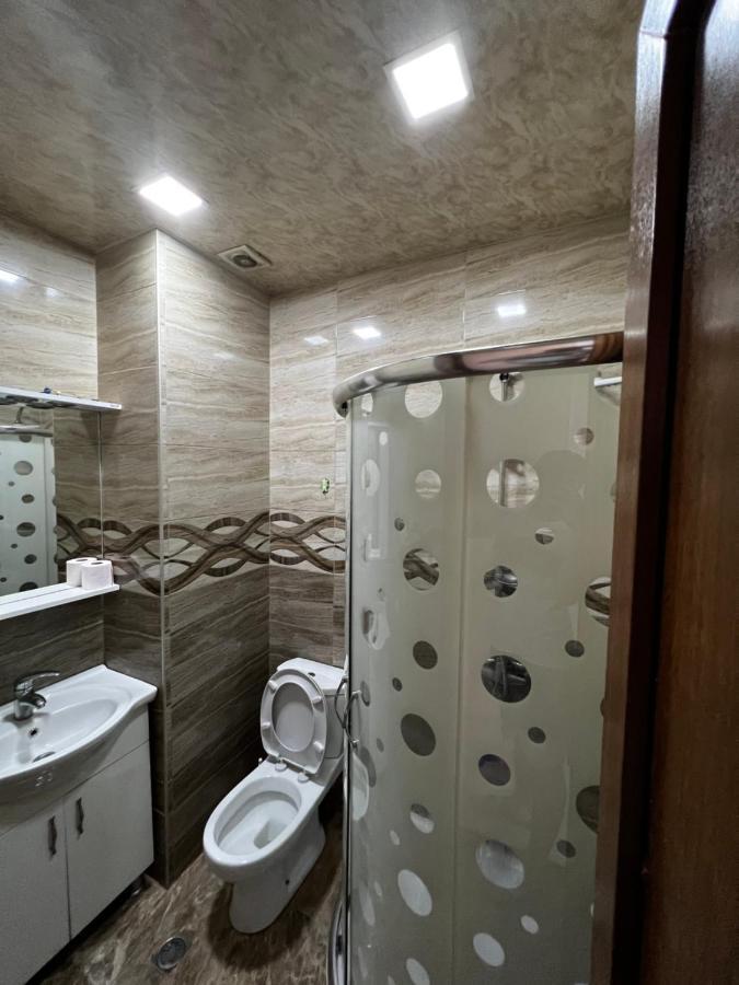 Nukri'S Apartment Batumi Ngoại thất bức ảnh